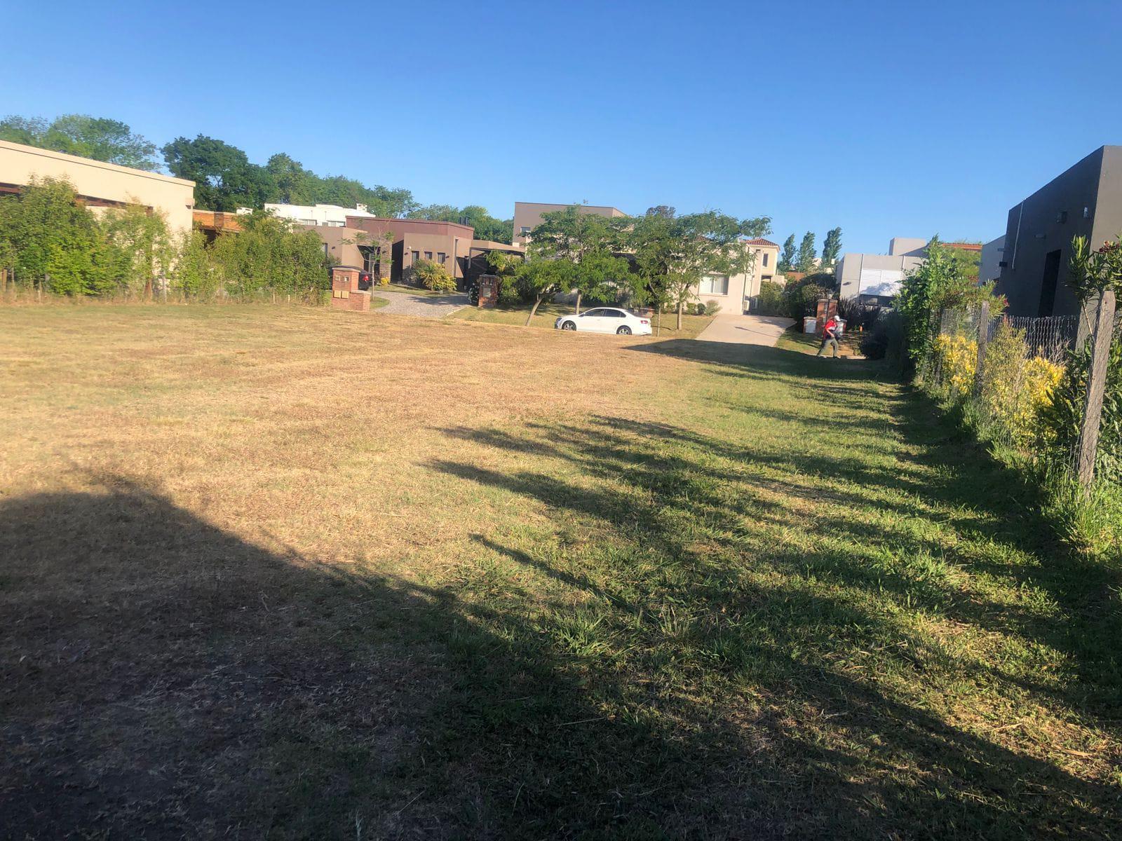 Terreno en el Barrio Santa Guadalupe, Pilar del Este