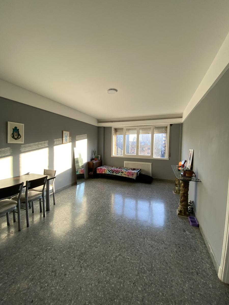 Departamento 4 ambientes en Av. Luro y Córdoba