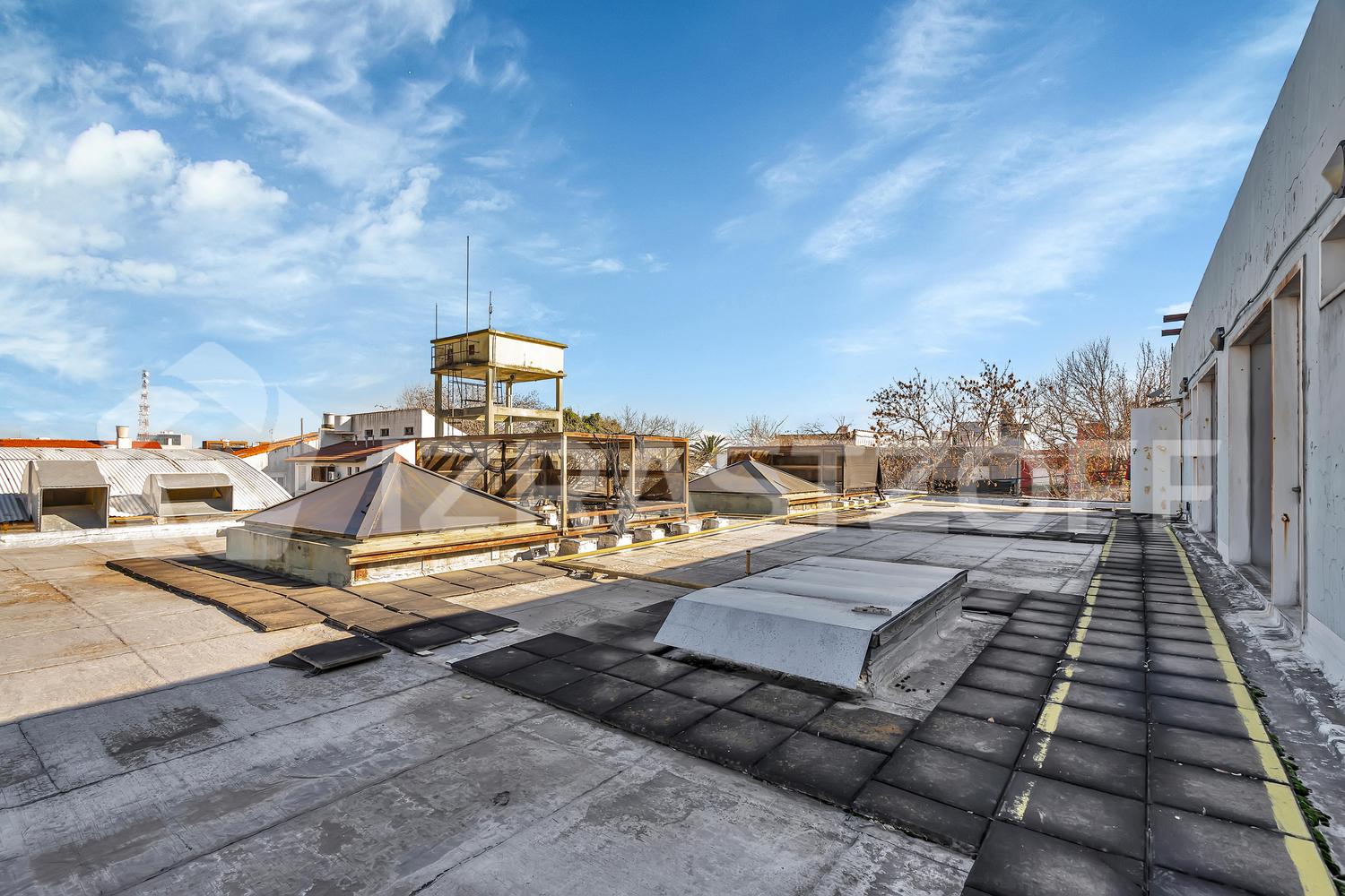 Edificación a reciclar o demoler. Gran Terreno sobre Pedro Goyena