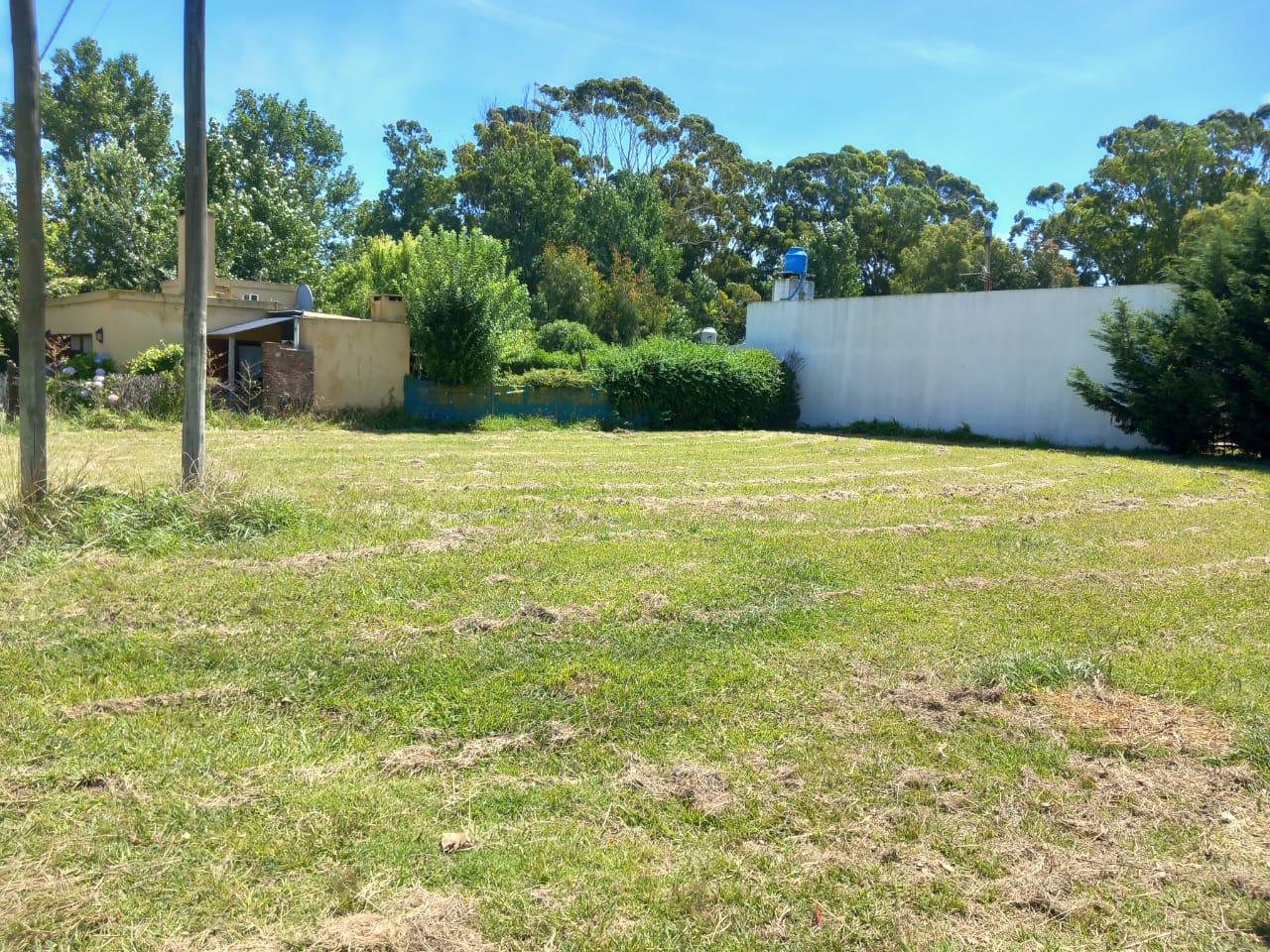 Terreno en esquina en  La Caleta