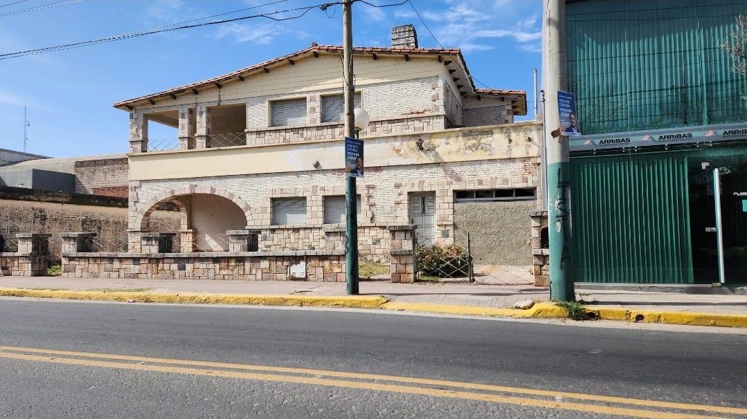 La Calera - Centro -  Casa a Demoler