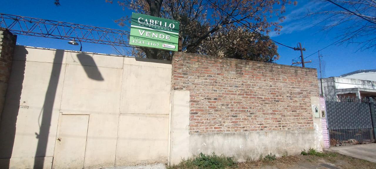 Depósito galpón con terreno libre