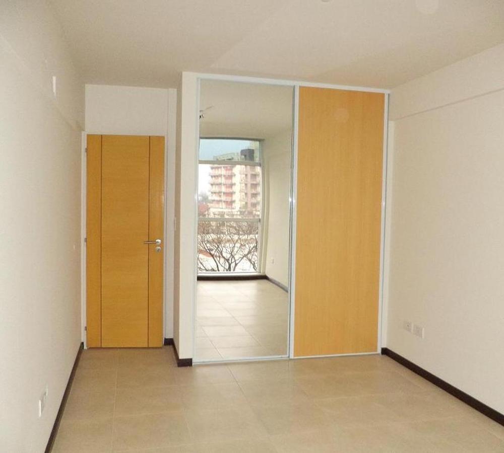 DEPARTAMENTO 2 AMBIENTES - IMPECABLE - MORON SUR