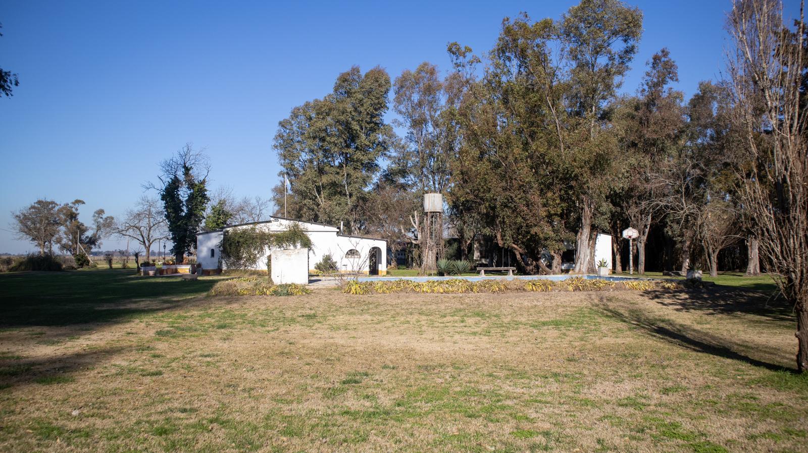 Campo de 81 hectáreas con mejoras en La Choza, Lujan