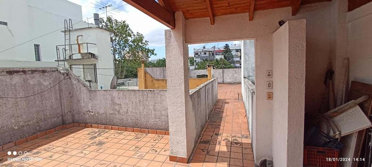 PISO DE 4 AMBIENTES, PATIO, TERRAZA, QUINCHO Y DEPENDENDIA - VILLA DEVOTO