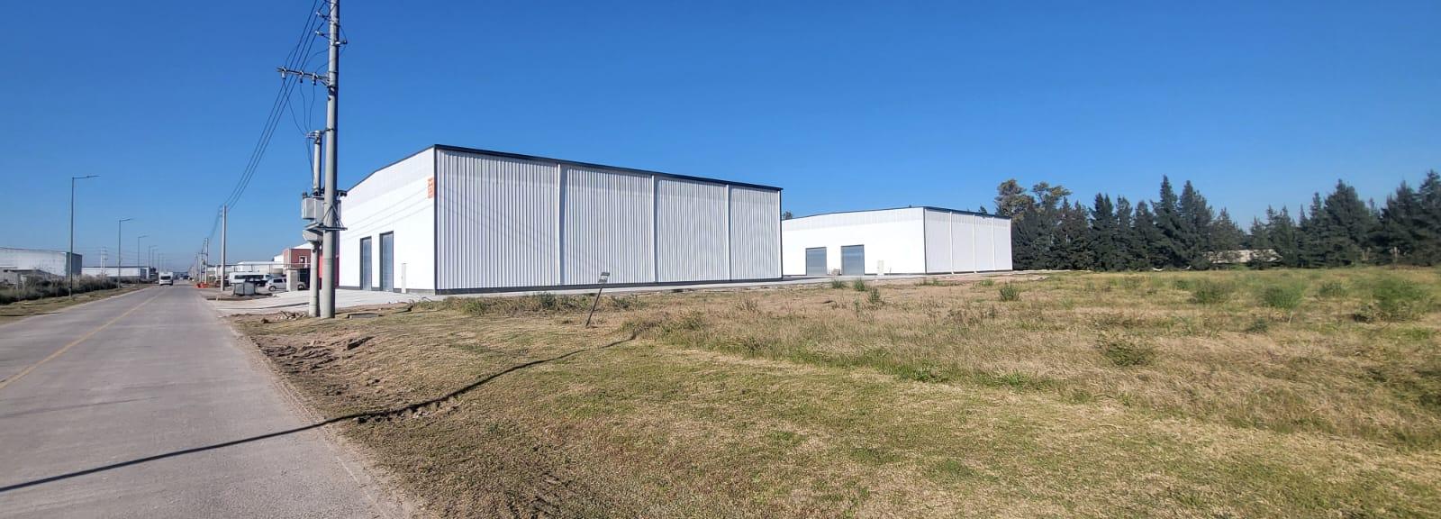 Oportunidad al costo - Galpón industrial en venta