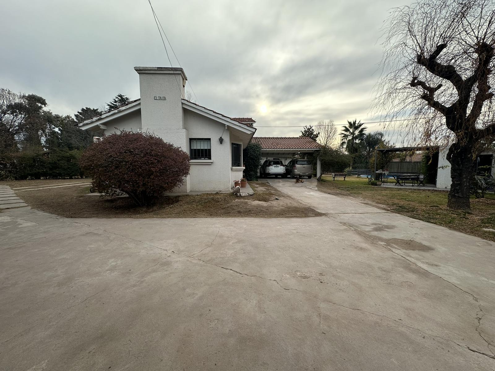 Casa en Alquiler de 4 Dormitorios y 3 baños