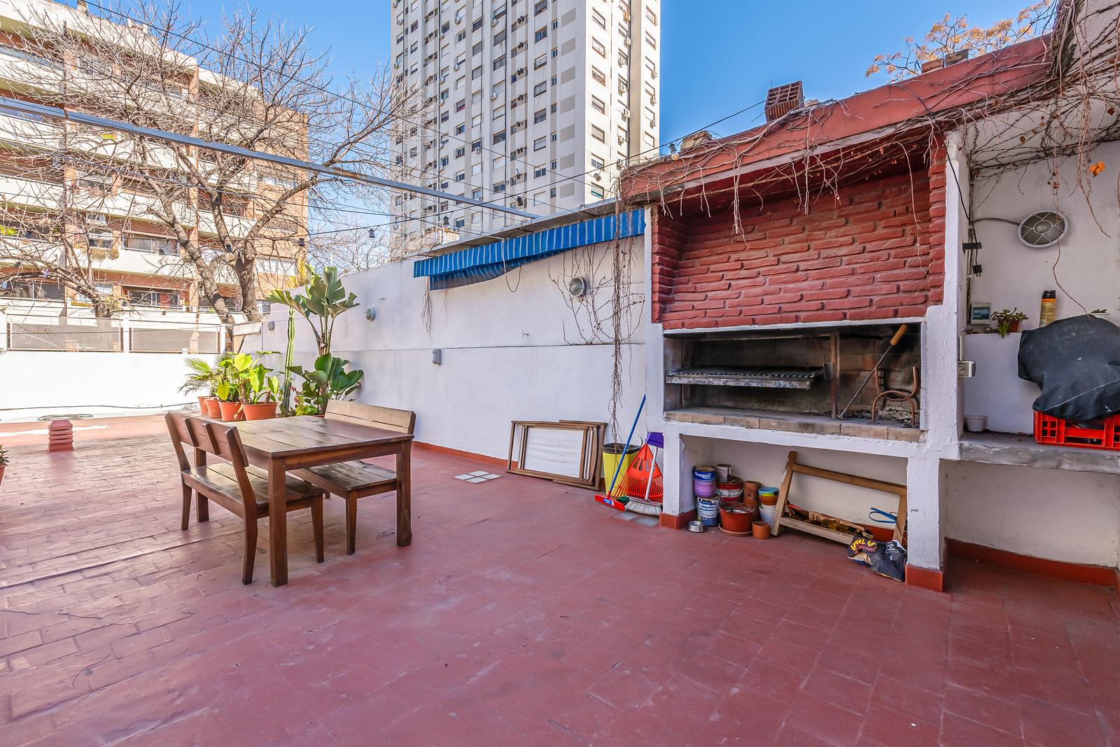 CASA - VENTA - 4AMB - PATIO - TERRAZA - PARRILLA - COLEGIALES