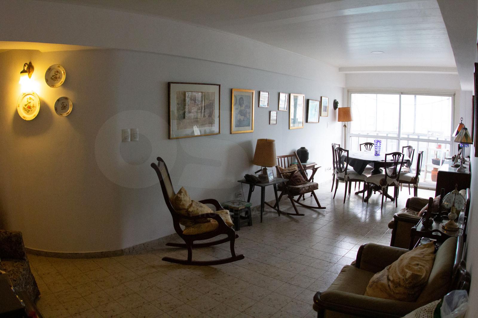 Departamento en venta de 3 ambientes en Recoleta piso 12