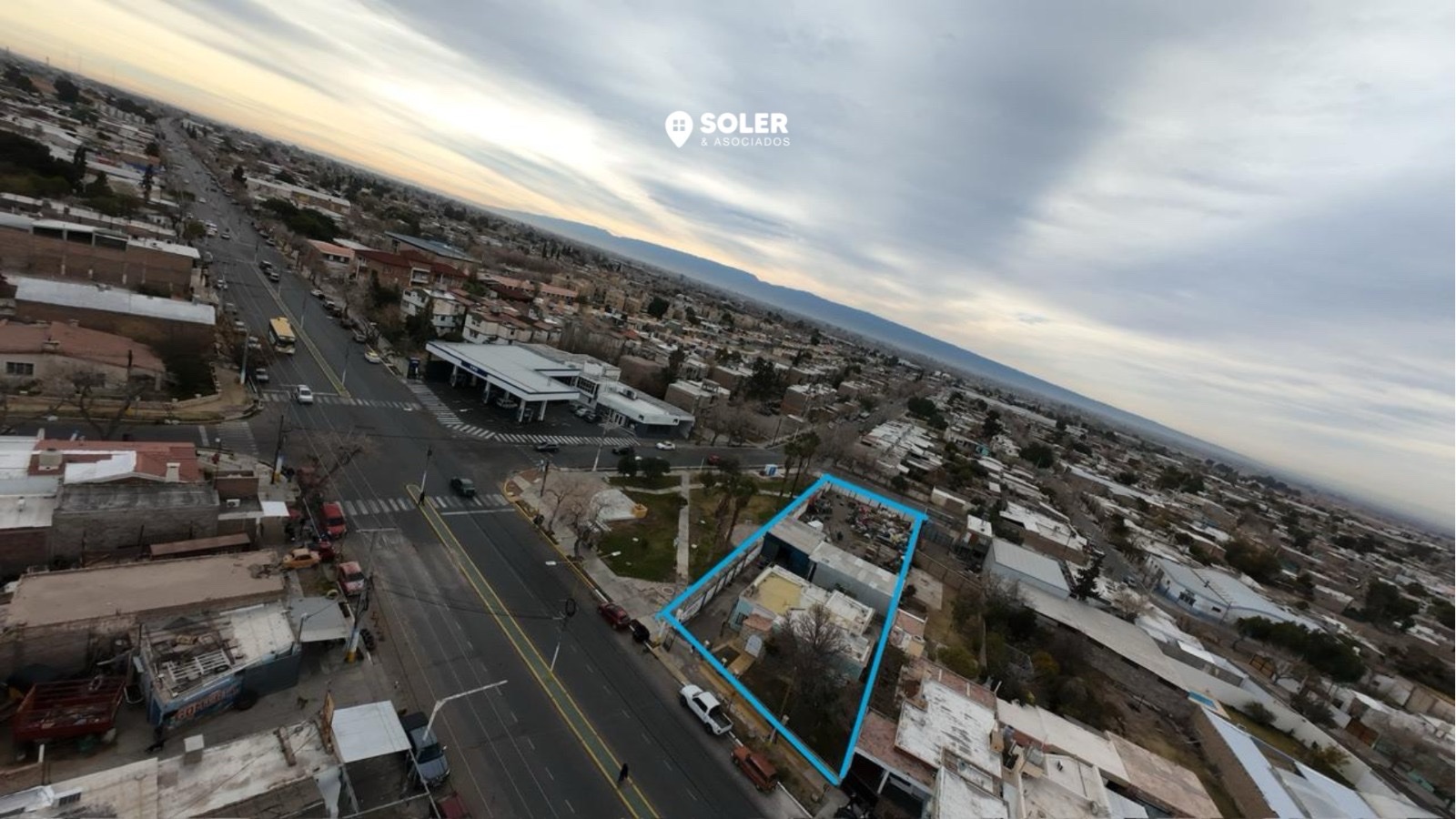 Terreno en Venta sobre calle Mendoza