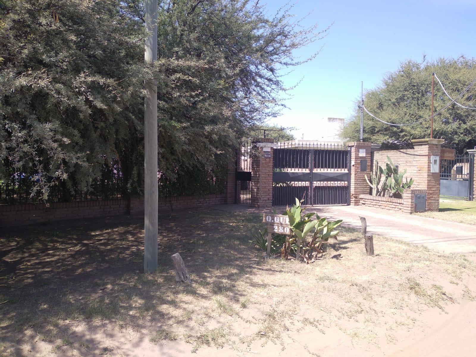 HERMOSA CASA QUINTA SOBRE QUEMU QUEMU, ENTRE BORGUES Y QUIROGA BARRIO INTI HUE