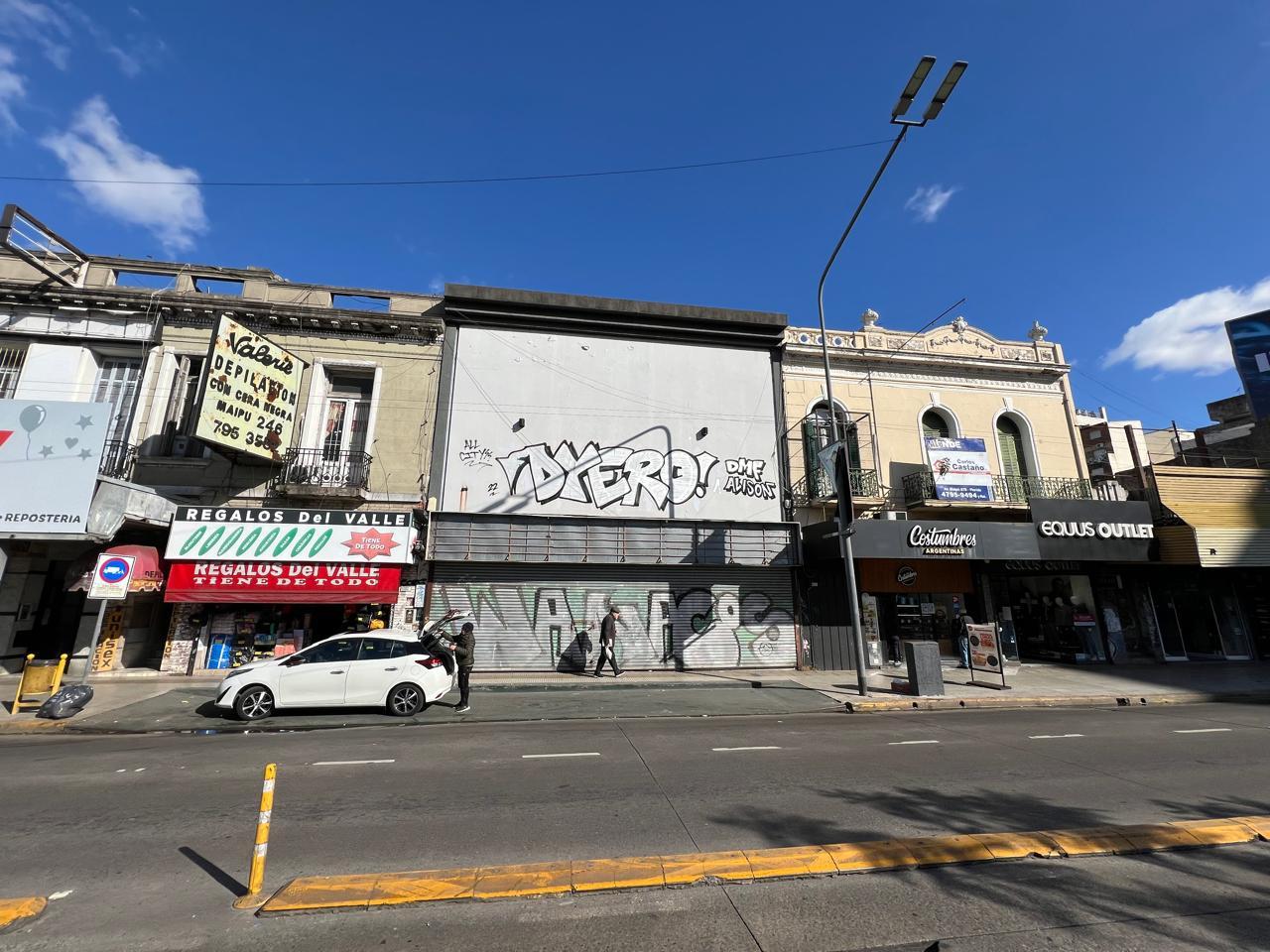 Gran local sobre Avenida Maipú en Vicente López