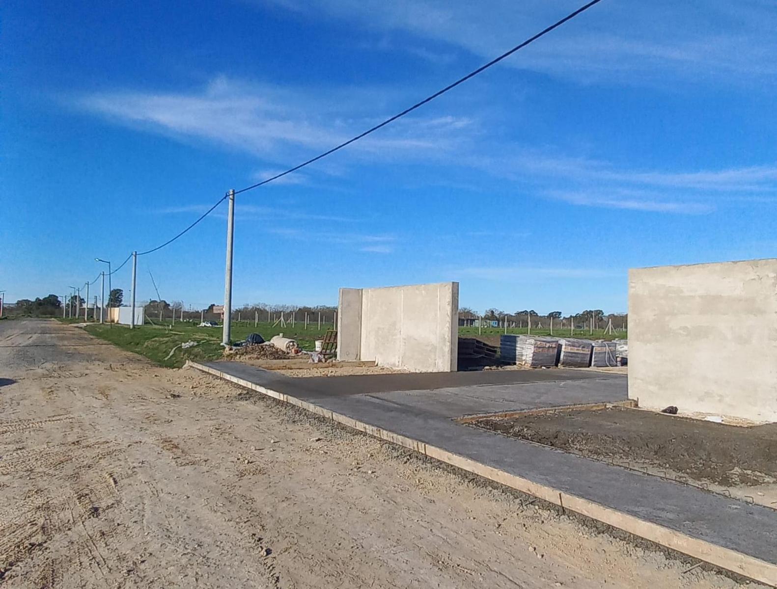 Terreno en Senderos, barrio cerrado, 10 x 34,50