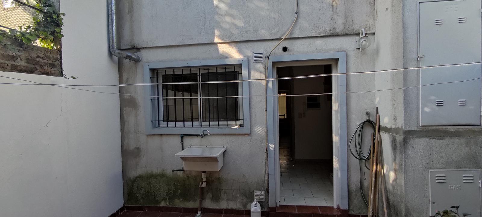 DUPLEX 3 AMBIENTES EN DRUMOND AL 1100