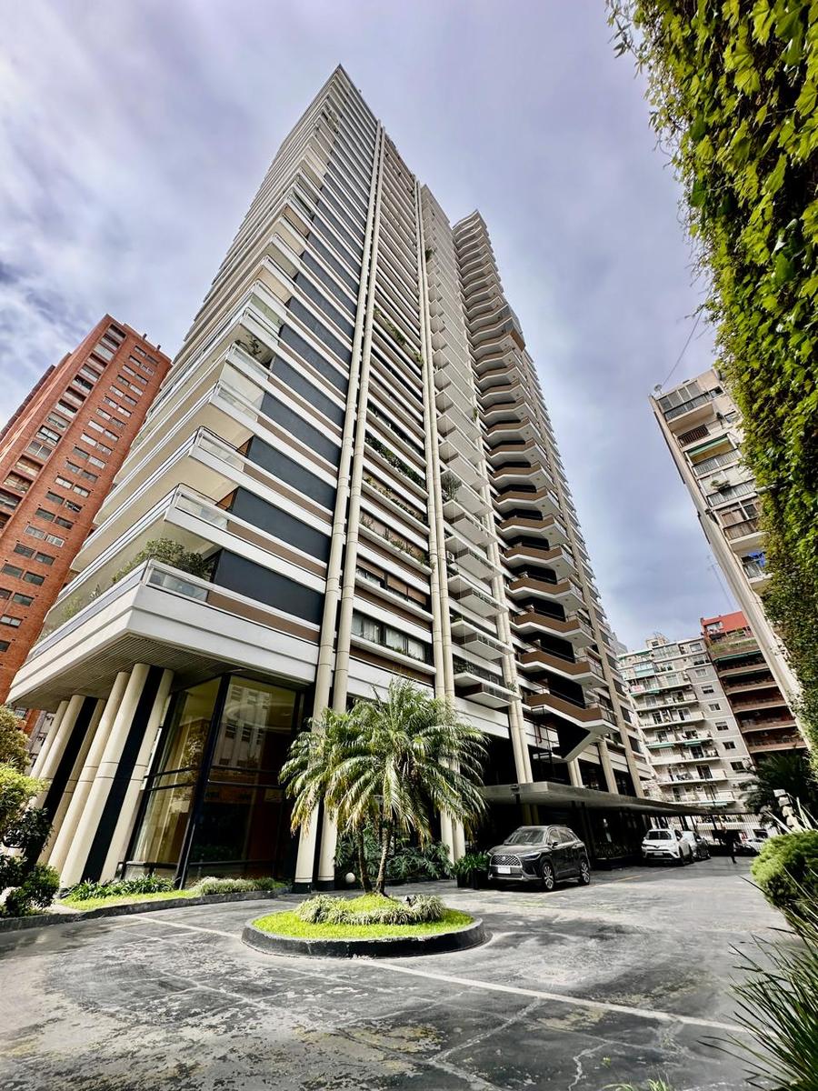 Torre Art Tower 250m2  A reciclar 2 cocheras fijas   Baulera 4 Dormitorios   Dep OPORTUNIDAD