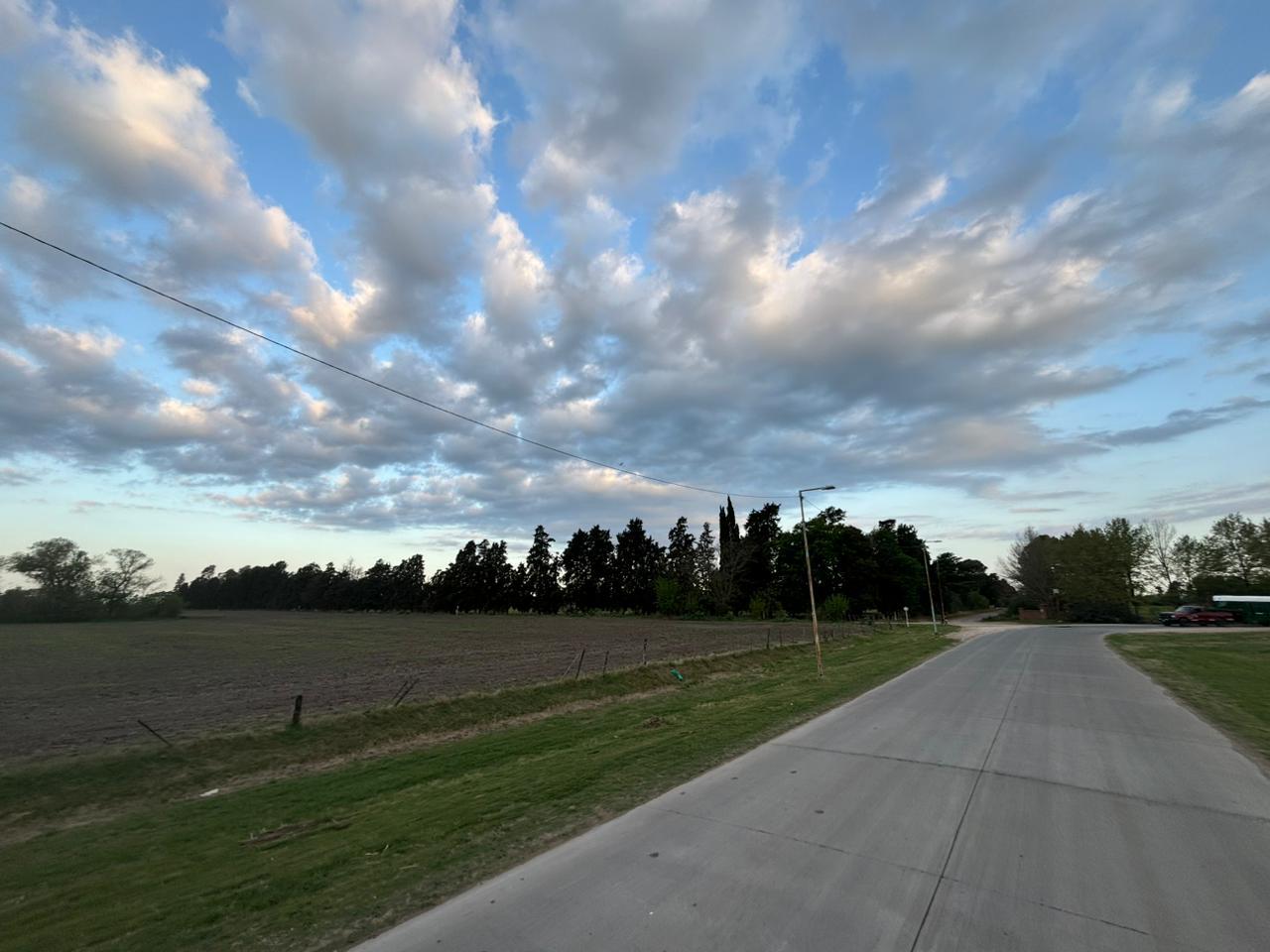 Campo en  capitan Sarmiento sobre ruta 8