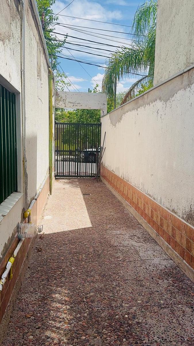 CASA EN VENTA- 2 DORMITORIOS - MAIPÚ