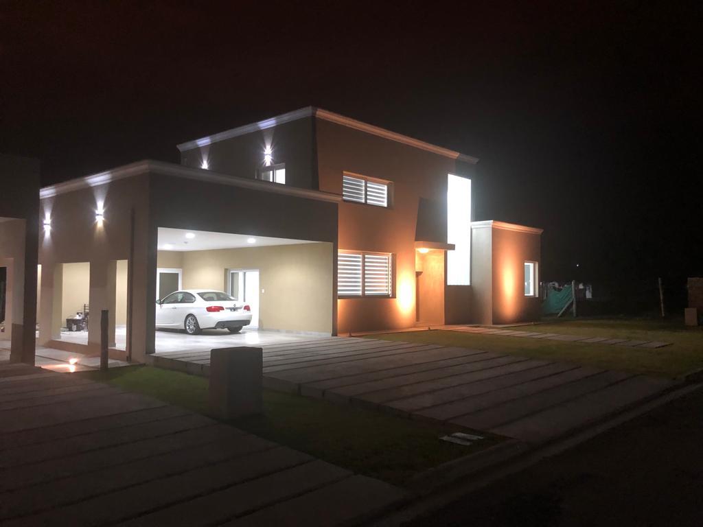 Venta. Casa 3 dormitorios. San Luis, Country Los Quebrachos, sector Las Liebres