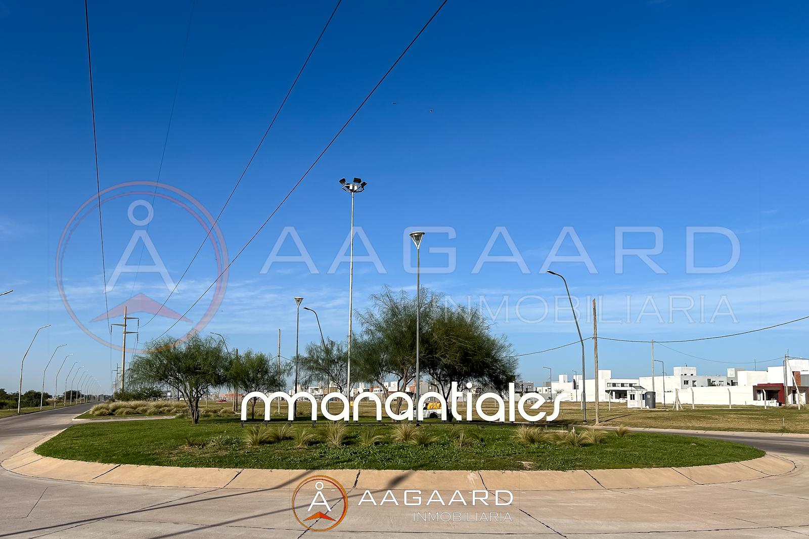 Colinas de Manantiales Lote de 250 m2 apto duplex