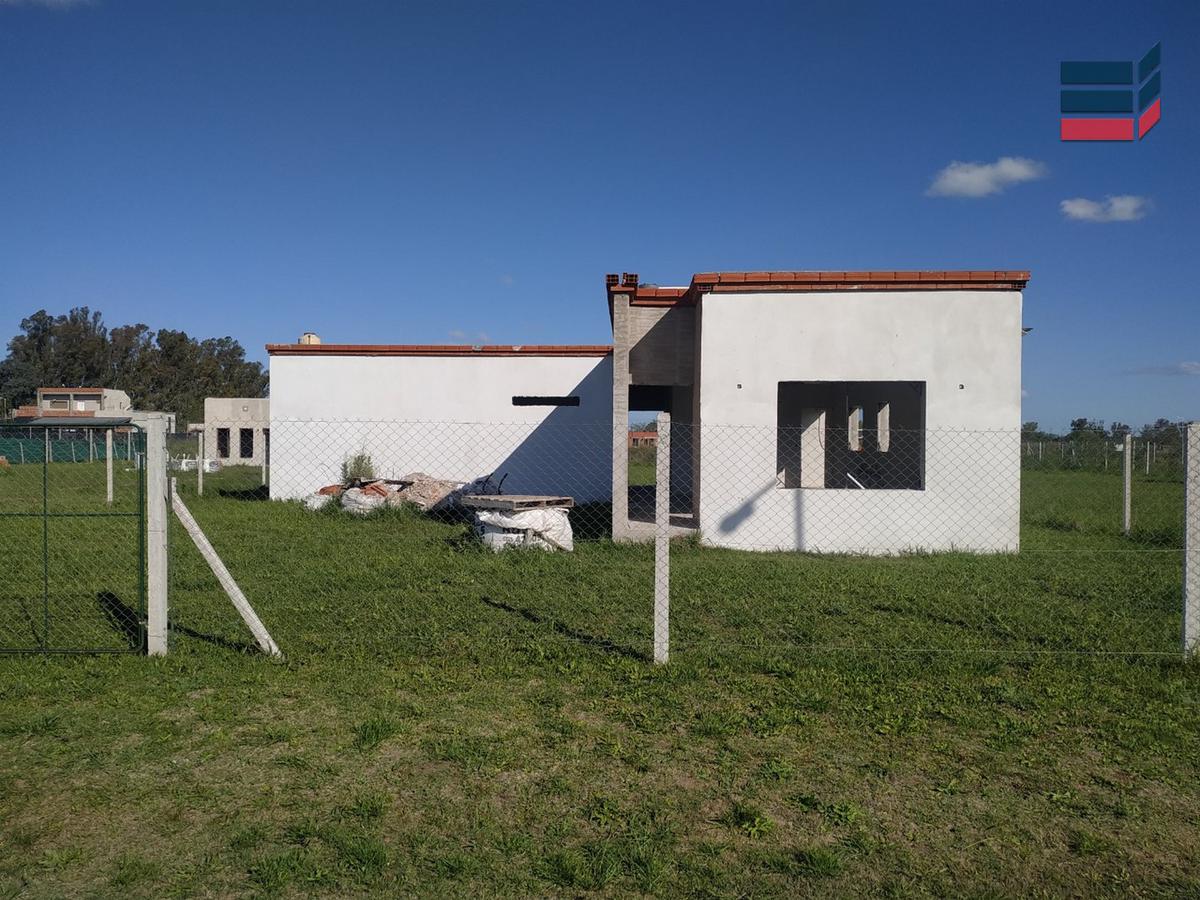 Casa en Venta - Hostería Sur (Luján)