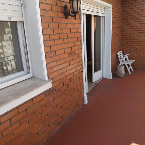 VENTA 3 AMB CON DEPCIA. .ZONA CENTRO  -BALCON TERRAZA AL FRENTE --