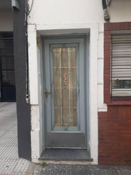 Departamento Tipo Casa en Venta en Lanus Este