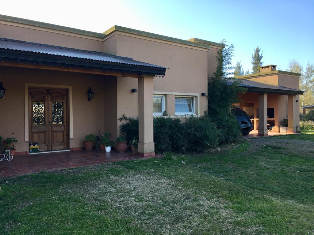 venta  casa  5 ambientes   chacras de uribelarrea