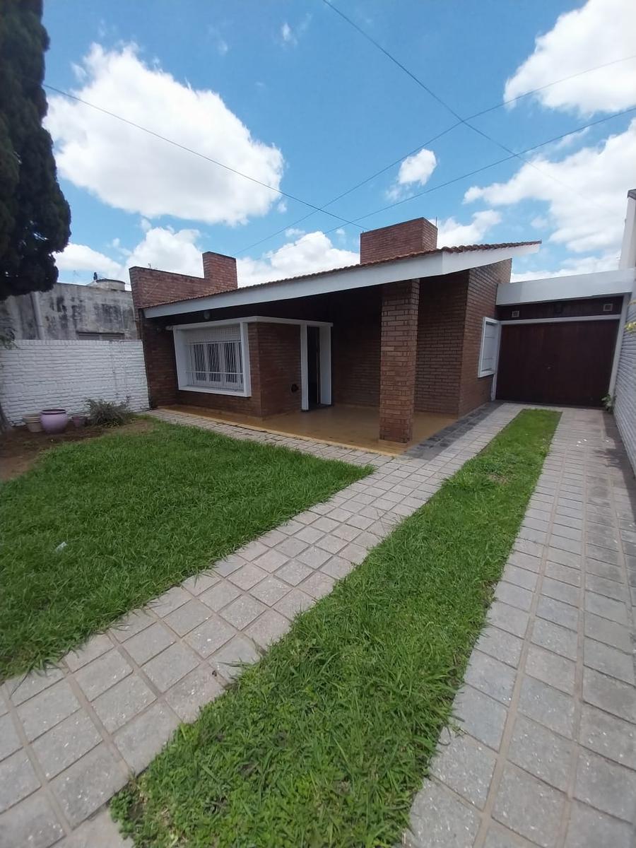 Casa  3 dorm, en  Villa Belgrano