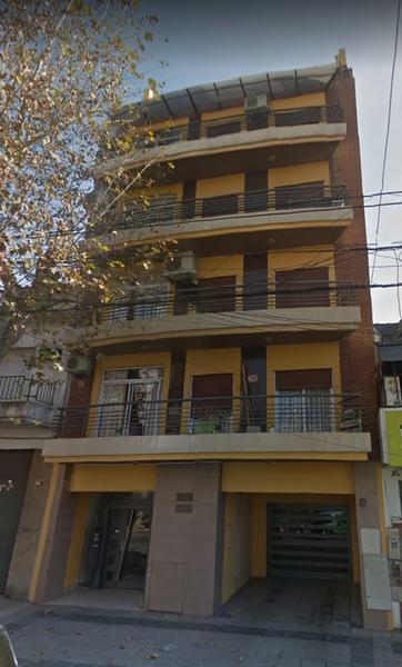 VENTA  LINIERS  DEPARTAMENTO  DOS AMBIENTES  COCHERA