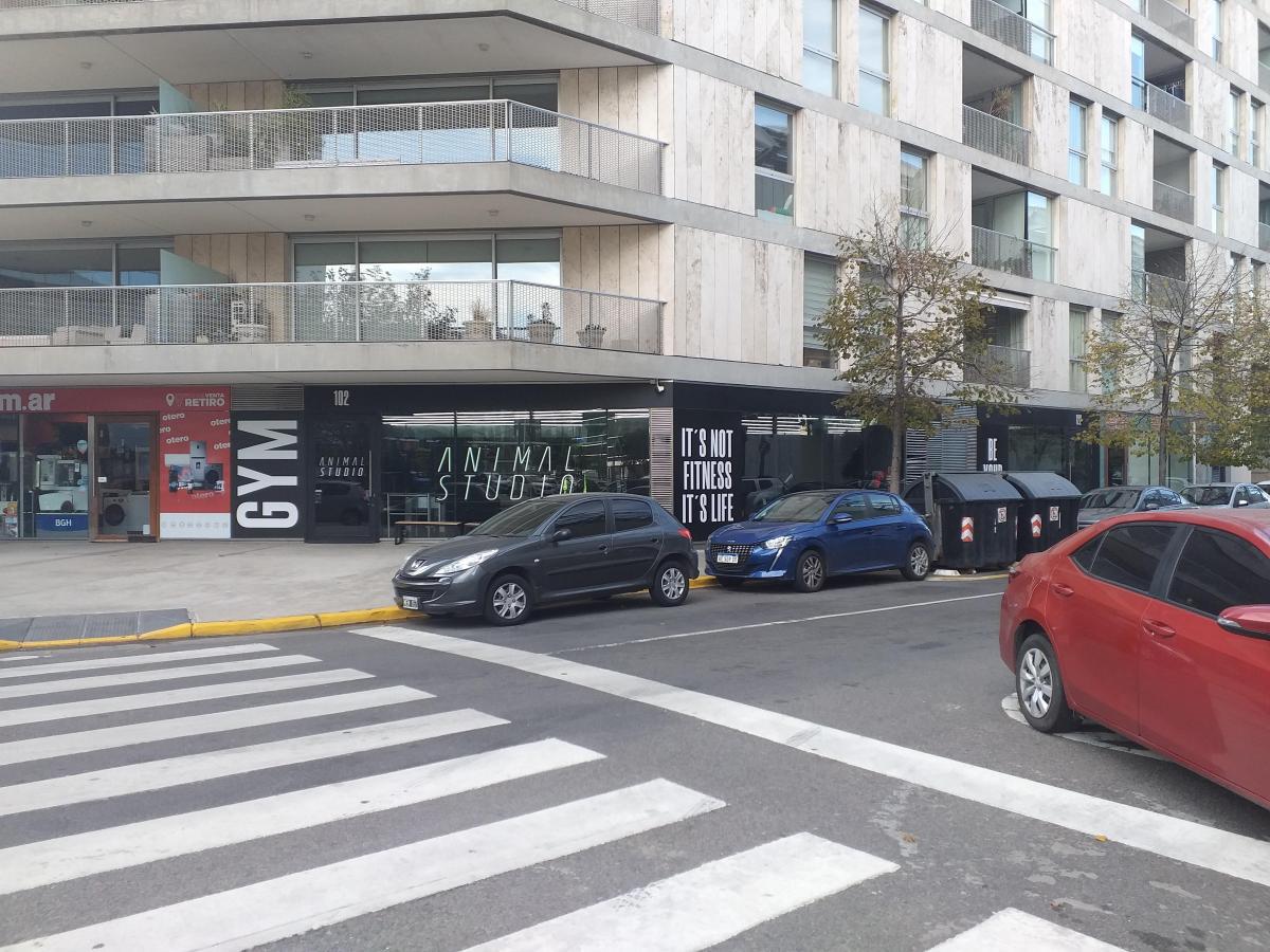 Local en Esquina en  Forum Puerto Madero, 440m2