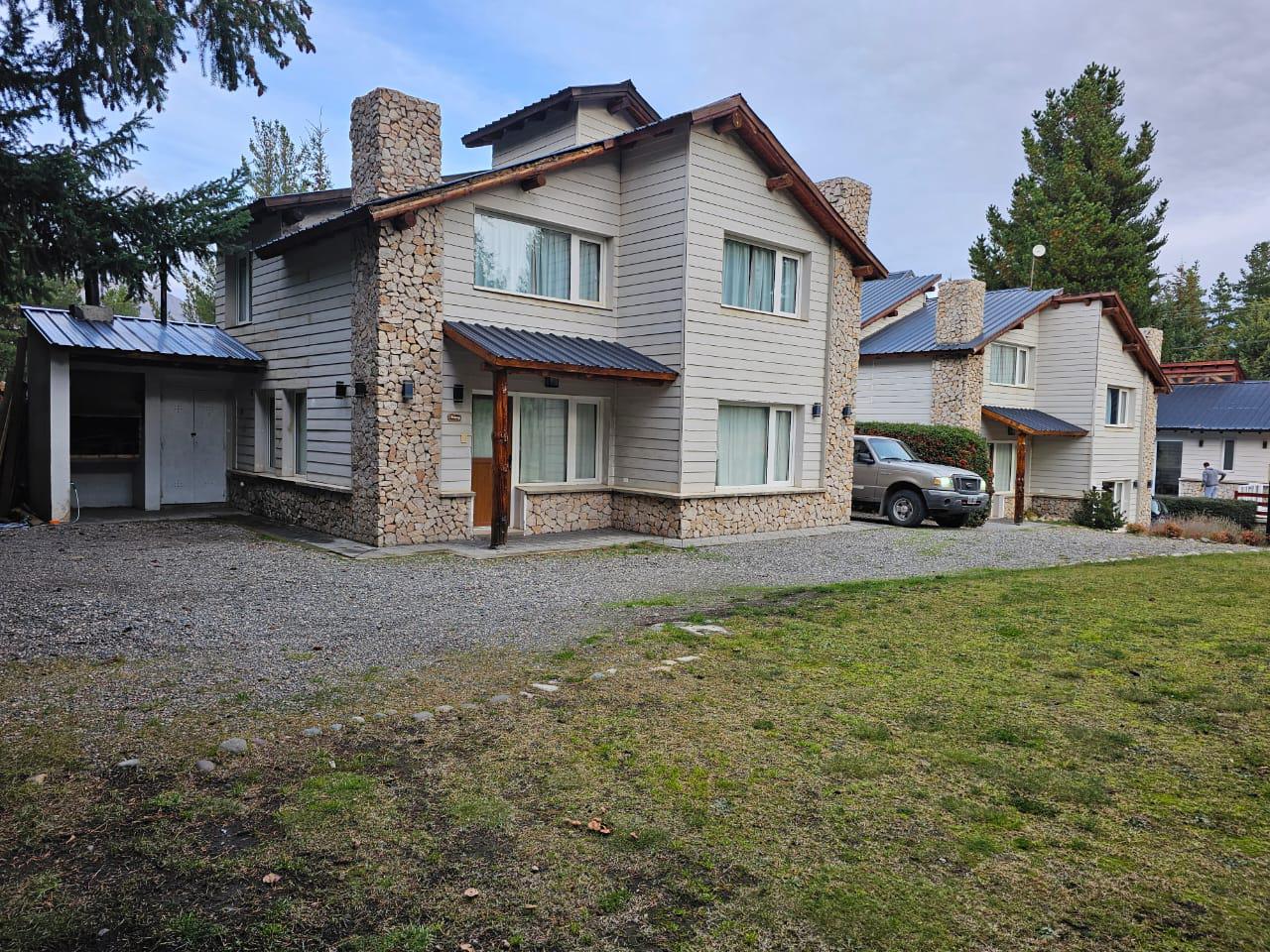 Vendemos Complejo de 4 cabañas en Villa Ayelén, Esquel, Chubut