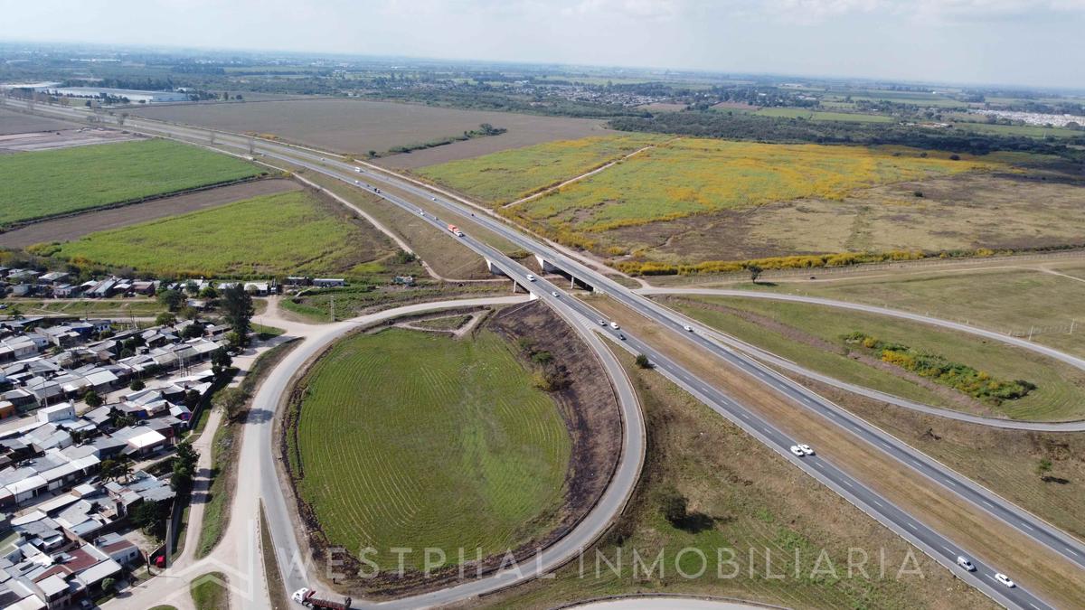 Lote en Av. Circunvalación  para Industria o Logística