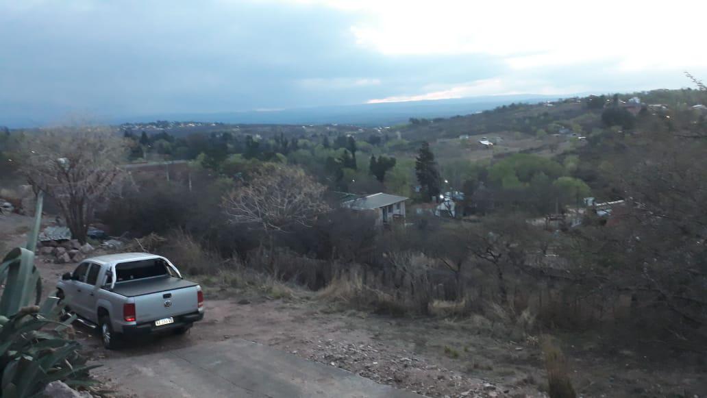 Casa en Parque Siquiman con Increíble Vista a las Sierras a 350 mtrs aprox. de R-38 (REF1008)