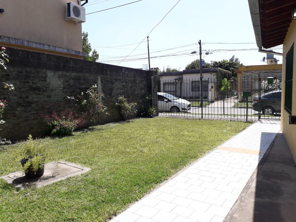 Casa 3 ambientes en venta en Ituzaingo