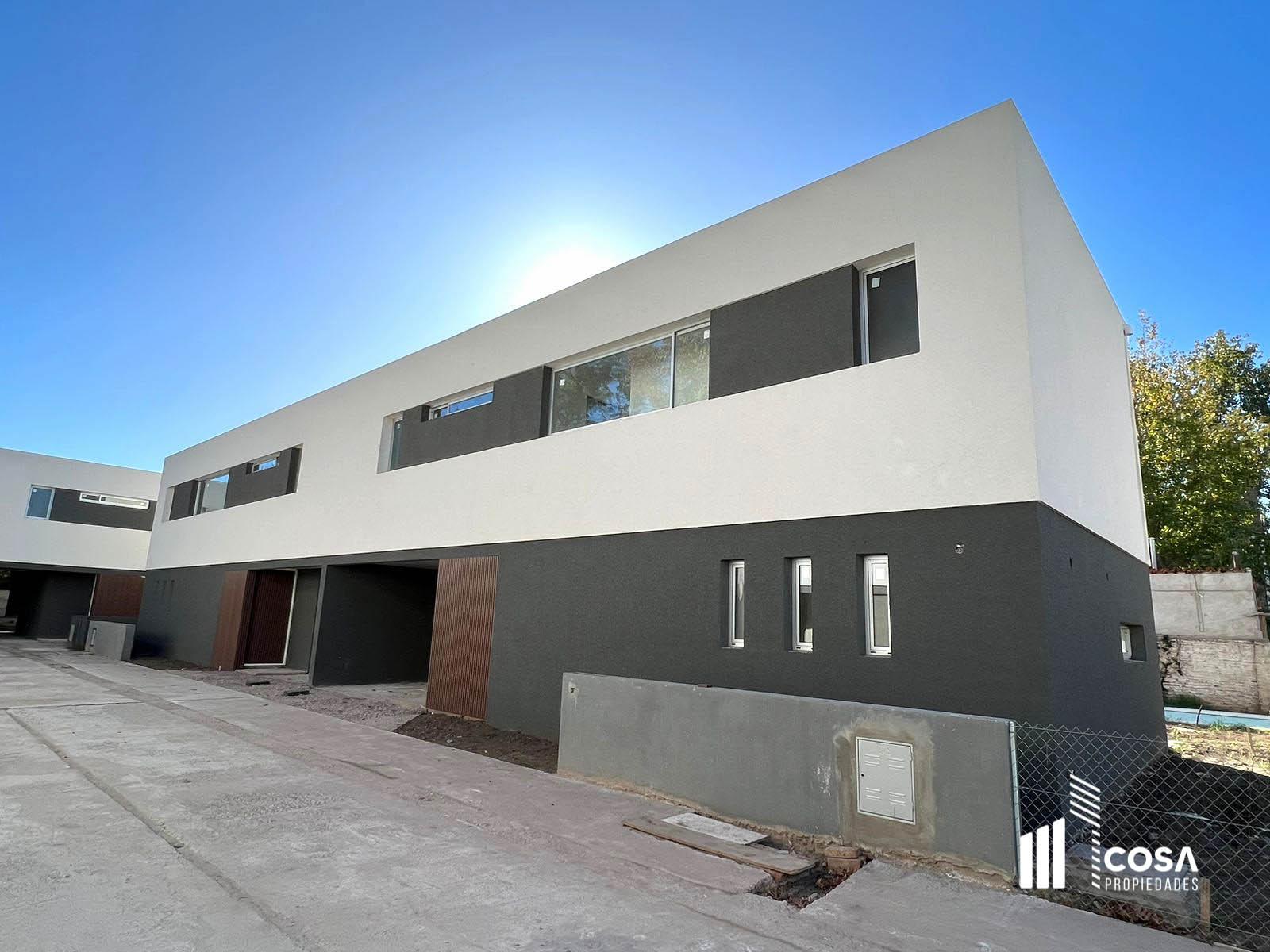 CASA 3 DORMITORIOS EN VENTA FISHERTON BARRIO CERRADO FINANCIACION