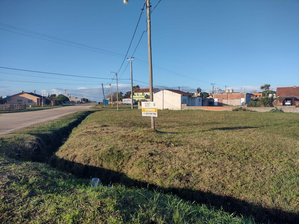 TERRENO EN SANTA ELENA