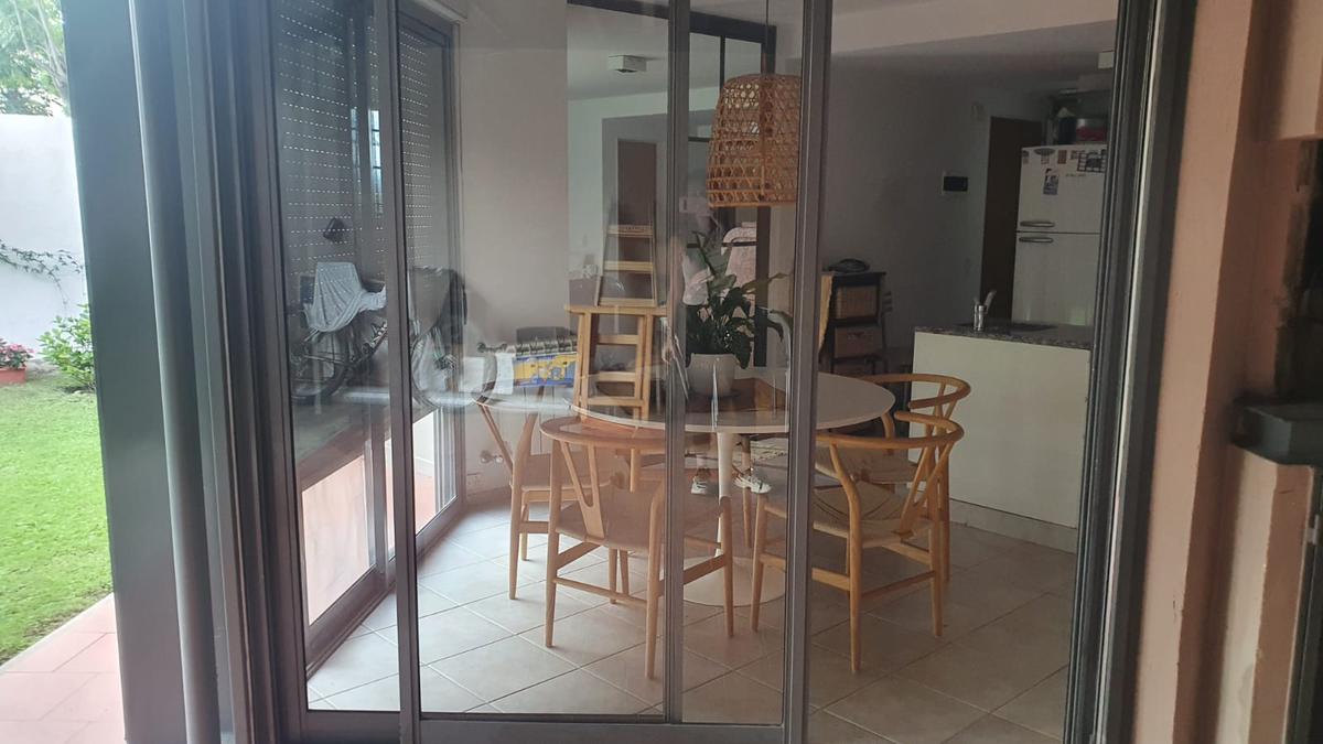 Casa de 3 dormitorios en venta en Barrio Country (al frente del Jockey Club Córdoba)