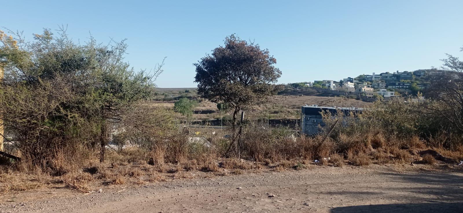 Lote en  Cuesta Colorada ¡Hermosa Vista!