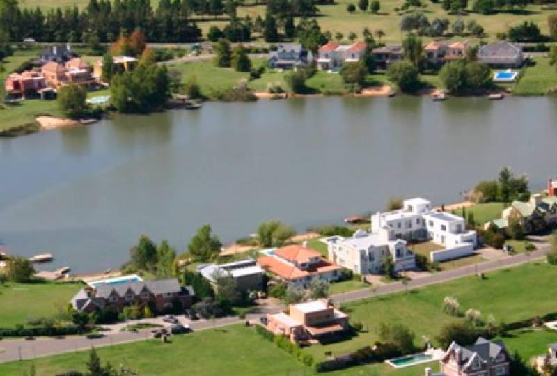 Gran Lote interno en venta en el Barrio Santa María de Tigre