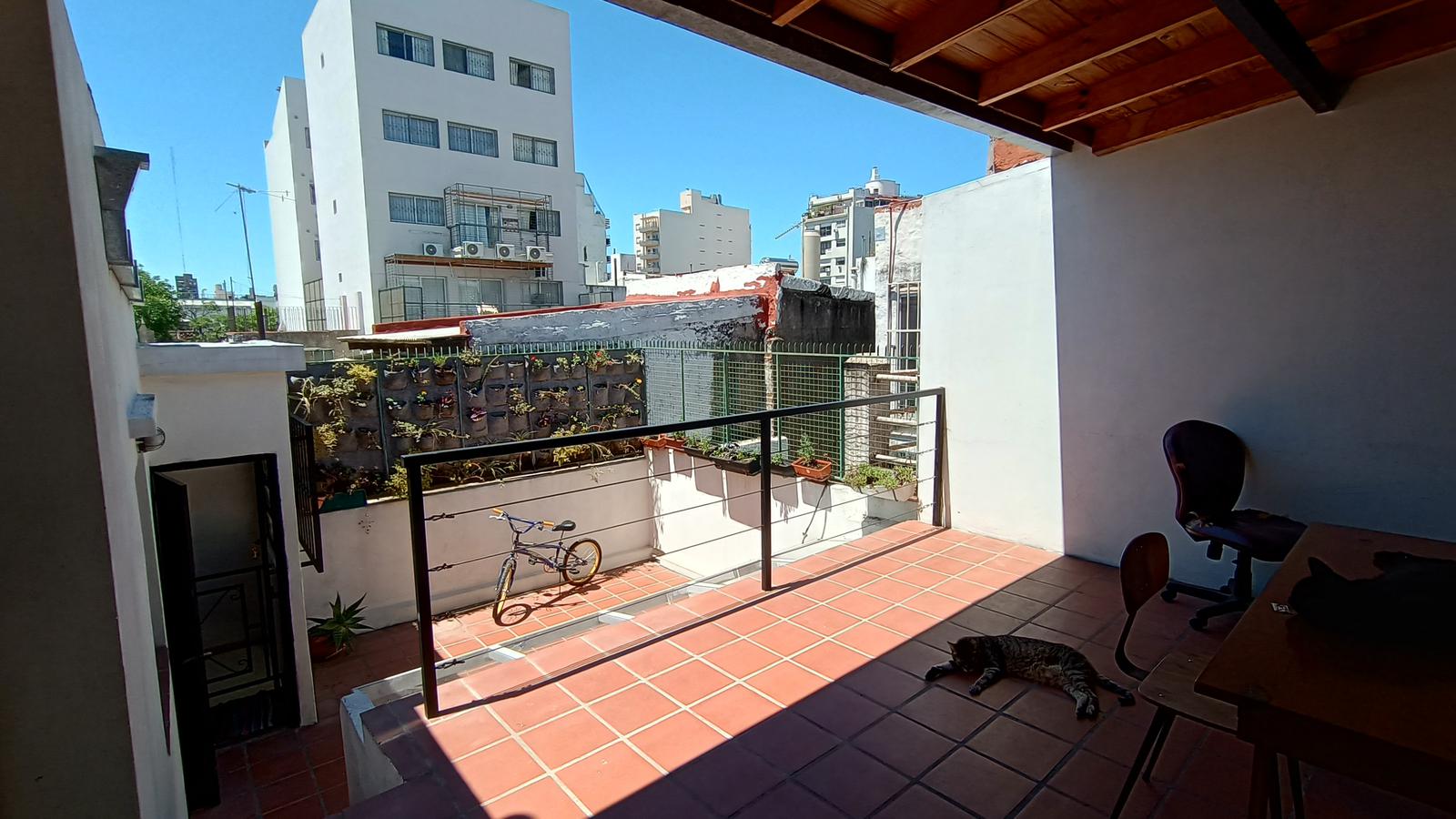 PH 91 m² Reciclado 2 Dorm. Terza C/quincho y Parrilla. Confte. Sol. Sin Expensas.