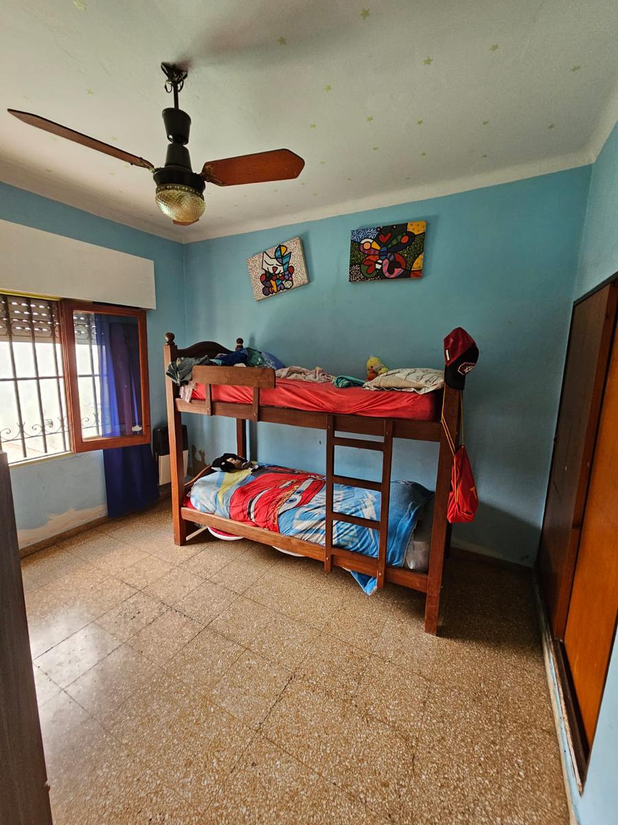 CASA EN VENTA 3 DORMITORIOS