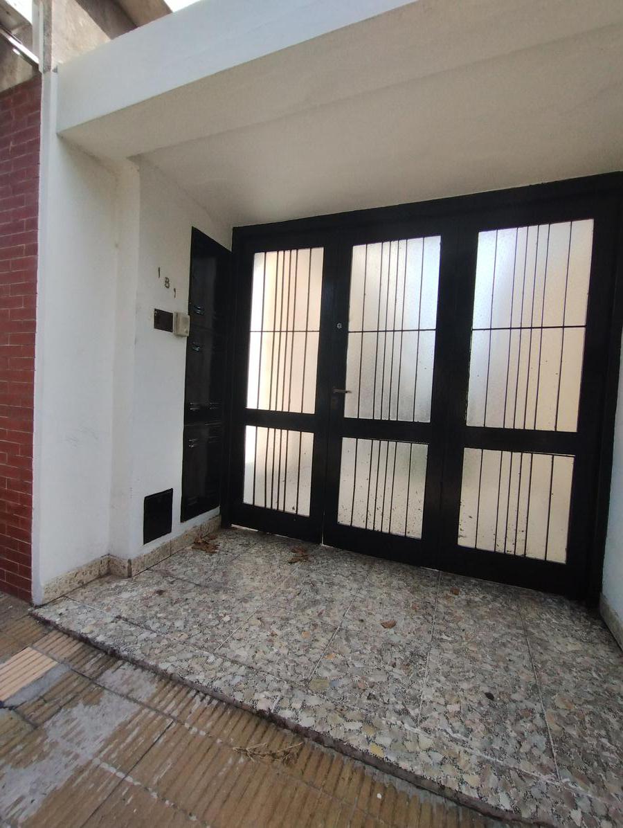 PH 2 AMBIENTES, EN VENTA, QUILMES, EXCELENTE UBICACION!!!