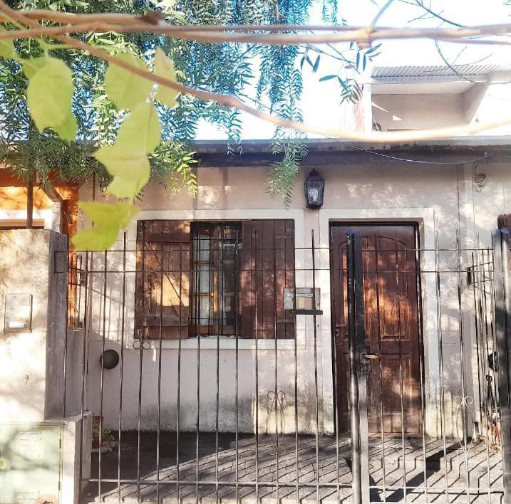 Casa en Venta de 2 ambientes - Centro Campana