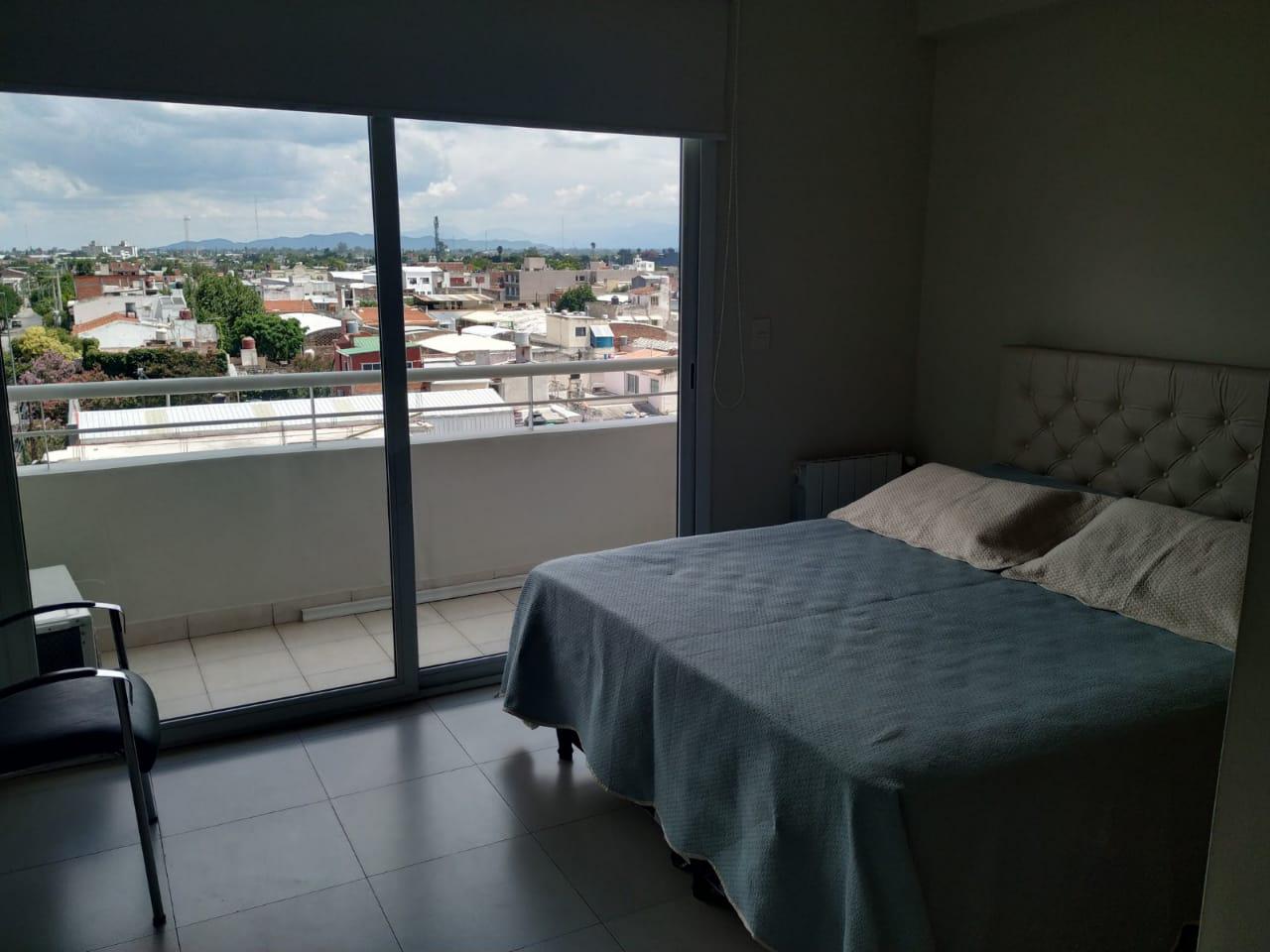 DPTO 1 DORM - AMOBLADO - GRAN BALCON AL FRENTE - COCHERA