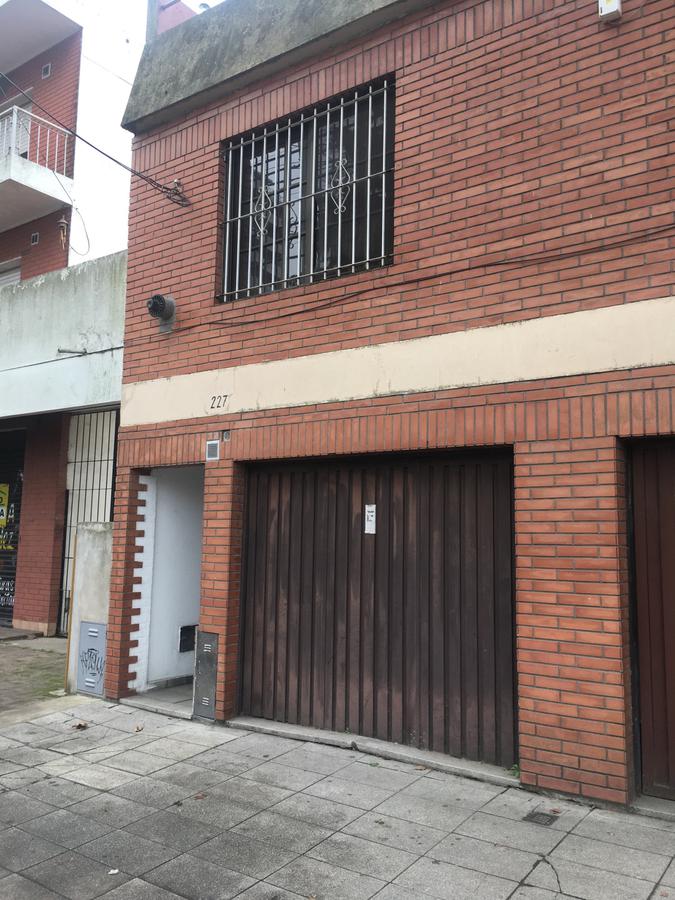 PH 3 ambientes en venta en  Florencio Varela