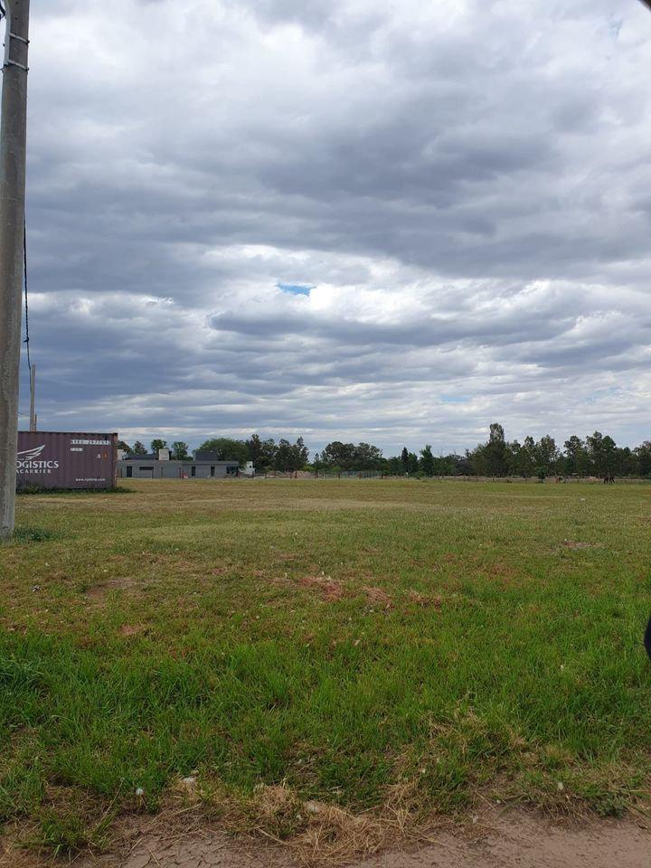 TERRENO EN Bº PRIVADO JARDINES DEL LAGO, SINSACATE