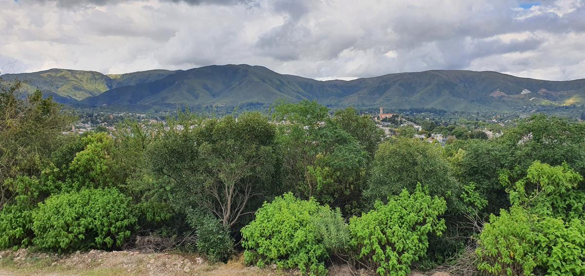 Vendo terreno en La Falda!!!1000mts2!!Muy buena vista!!!