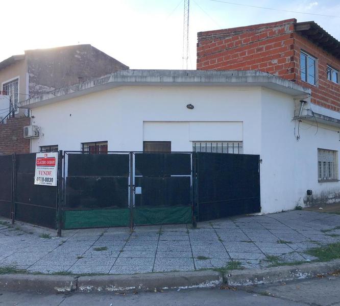 Casa en venta en Moron