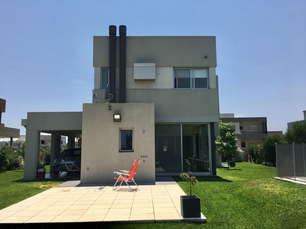 Casa 4 ambientes en venta en las Golondrinas