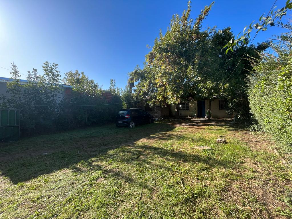 Lote con casa en venta, Uruguay 1000 (ex Tucumán), barrio Las Lomas